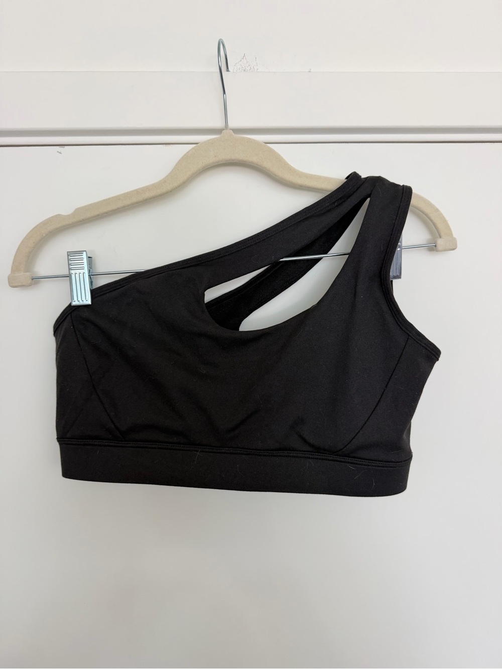 Amazon Black One-Shoulder Cutout Sports Bralette